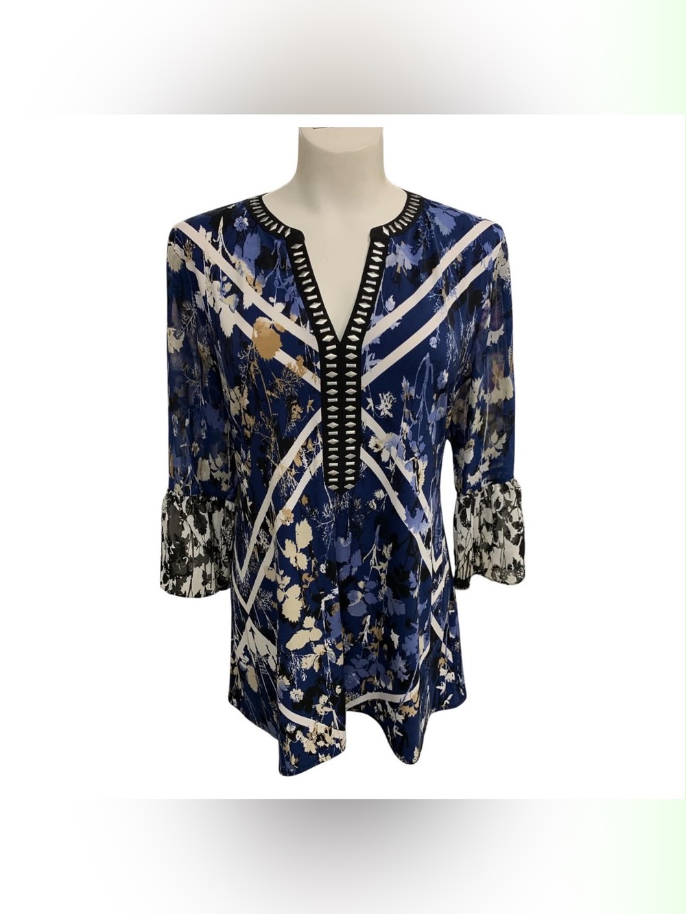 Style & Co. Navy and White Floral Split V-Neck Tunic Size S